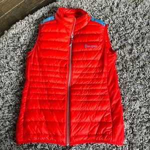 Cotopaxi insulated zip up vest. Excellent condition. No smoking. No animal